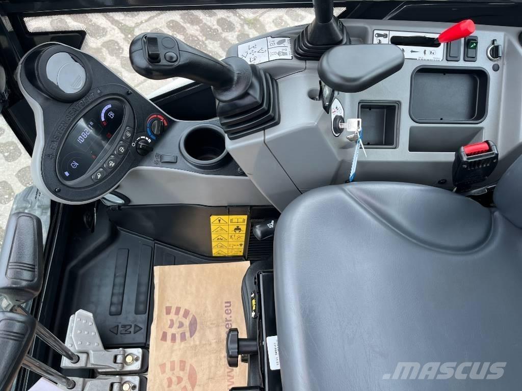 Bobcat E 27 Mini pelle < 7t