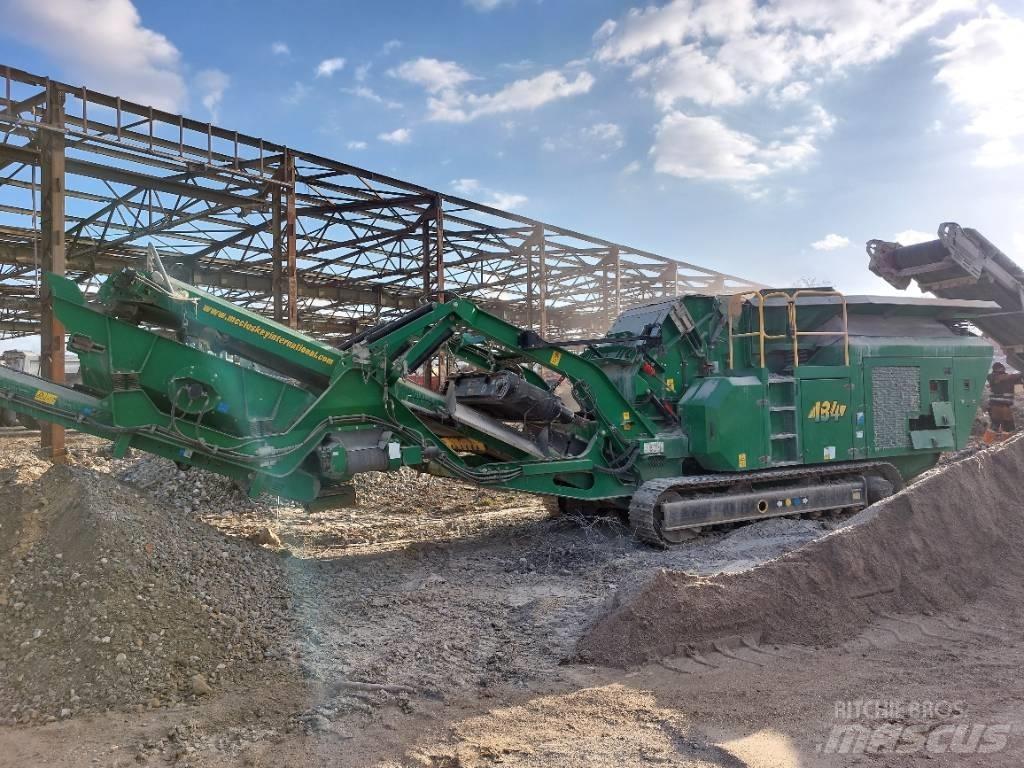 McCloskey I34R Concasseur mobile