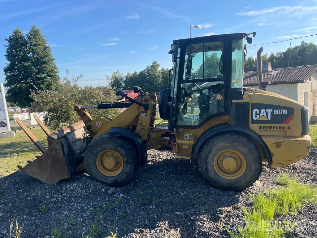 CAT 907 M Chargeuse sur pneus