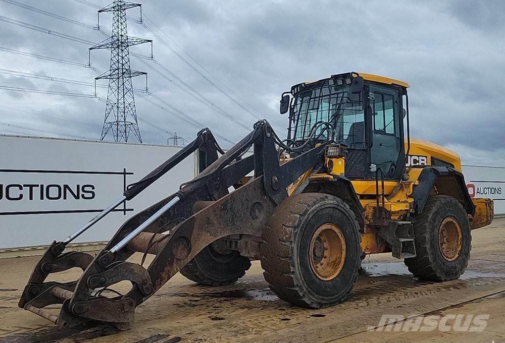 JCB 437 HT Chargeuse sur pneus