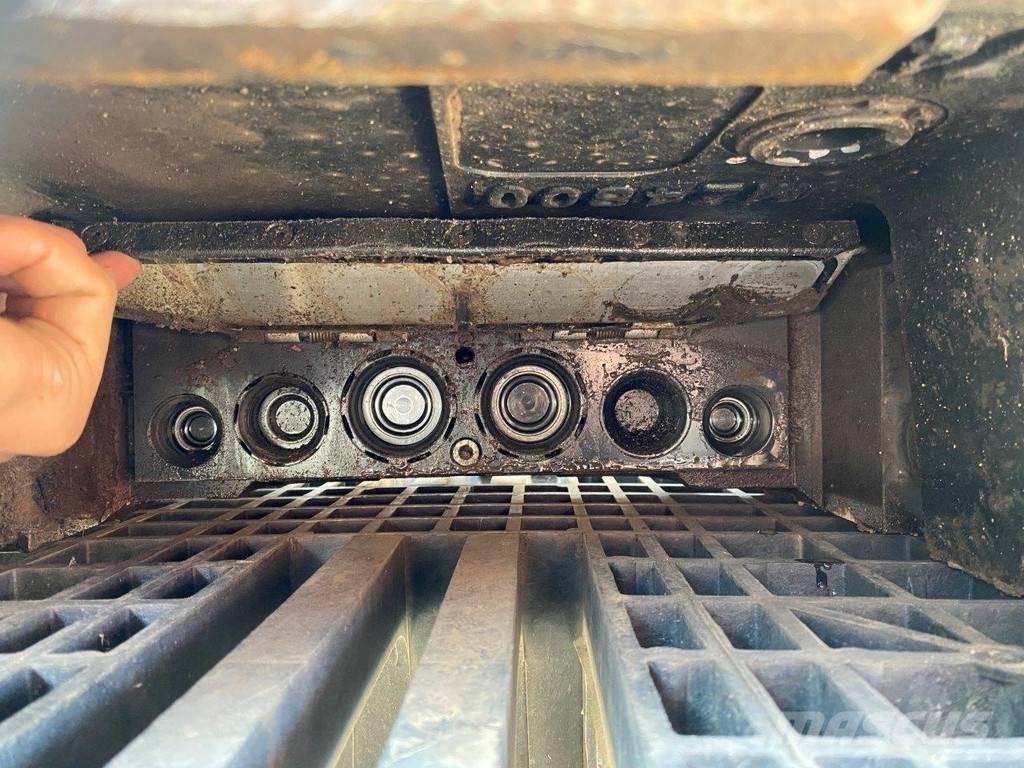  Oil Quick OQ 70 Attache rapide pour godet