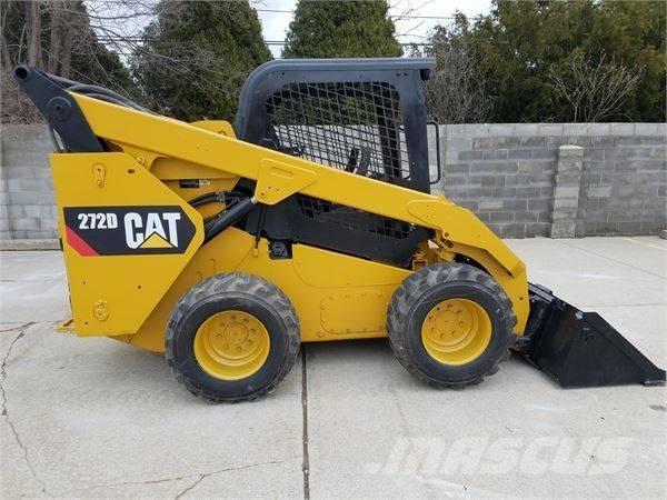CAT 272 D Chargeuse compacte