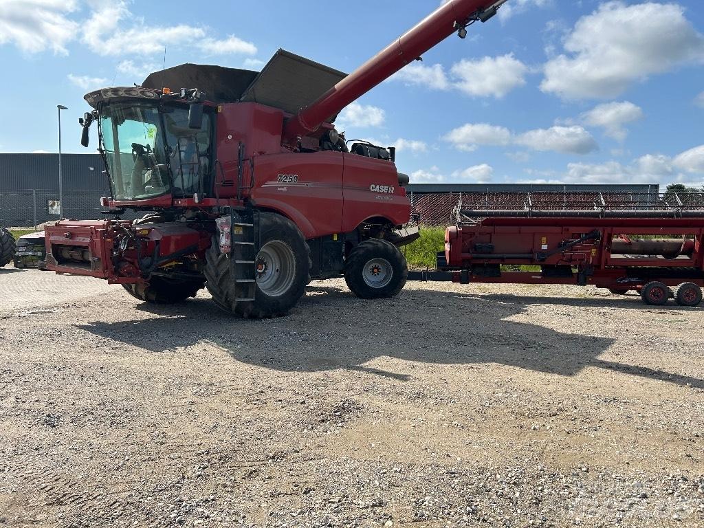 Case IH 7250 Moissonneuse batteuse