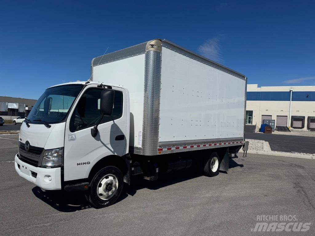 Hino 155 Camion Fourgon