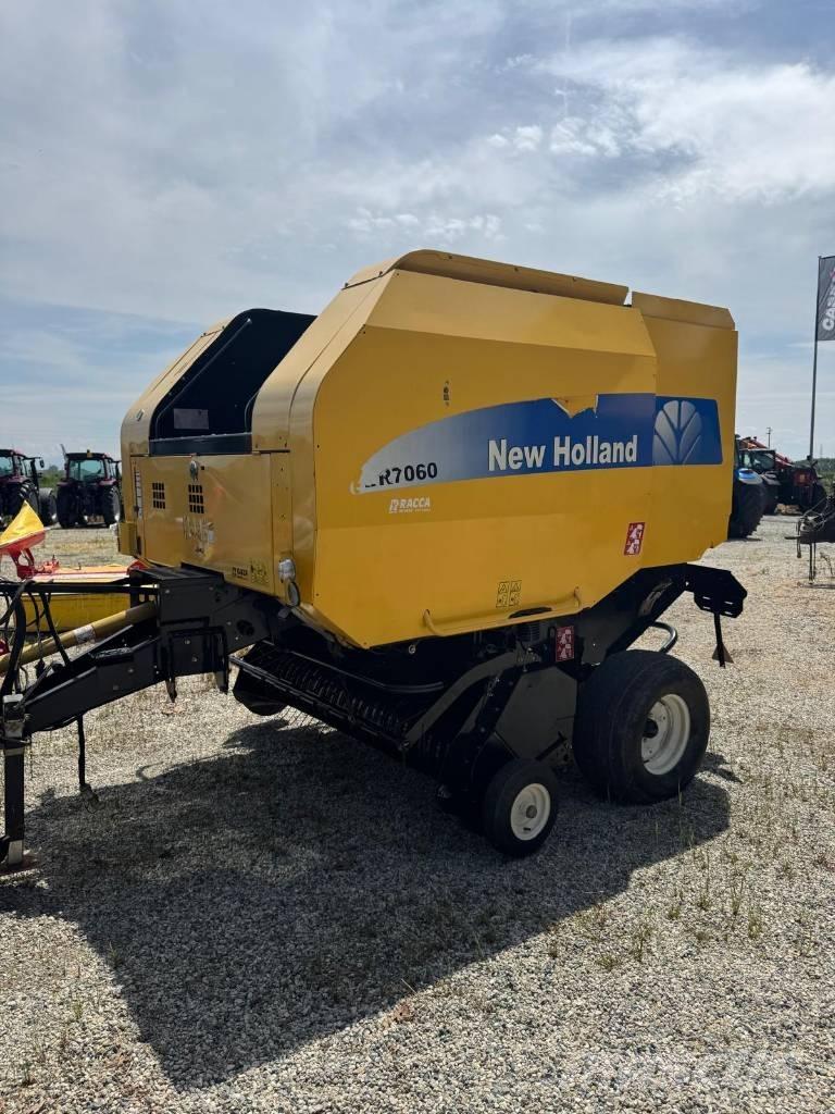 New Holland BR 7060 Presse à balle ronde