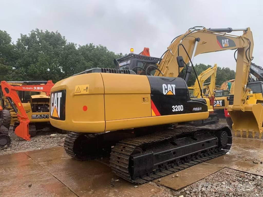 CAT 320 D Pelle sur chenilles