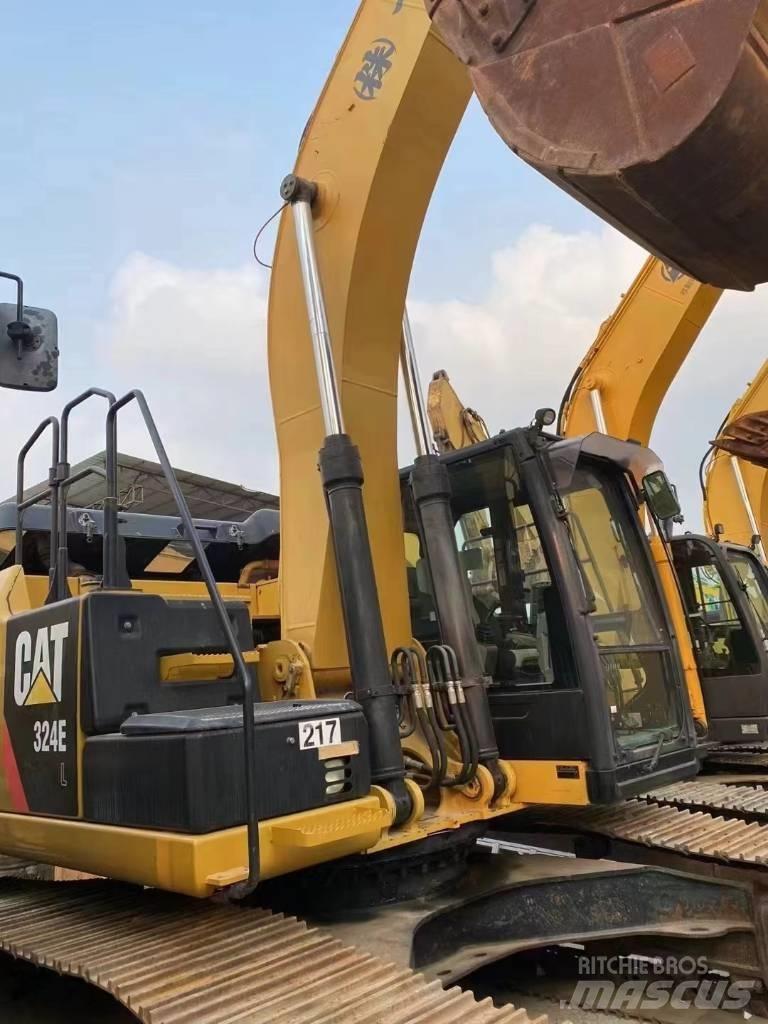 CAT 324 E Pelle sur chenilles