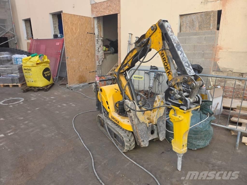 Brokk 90 Pelle de démolition
