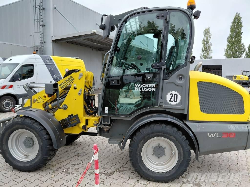 Wacker Neuson WL38 Chargeuse sur pneus
