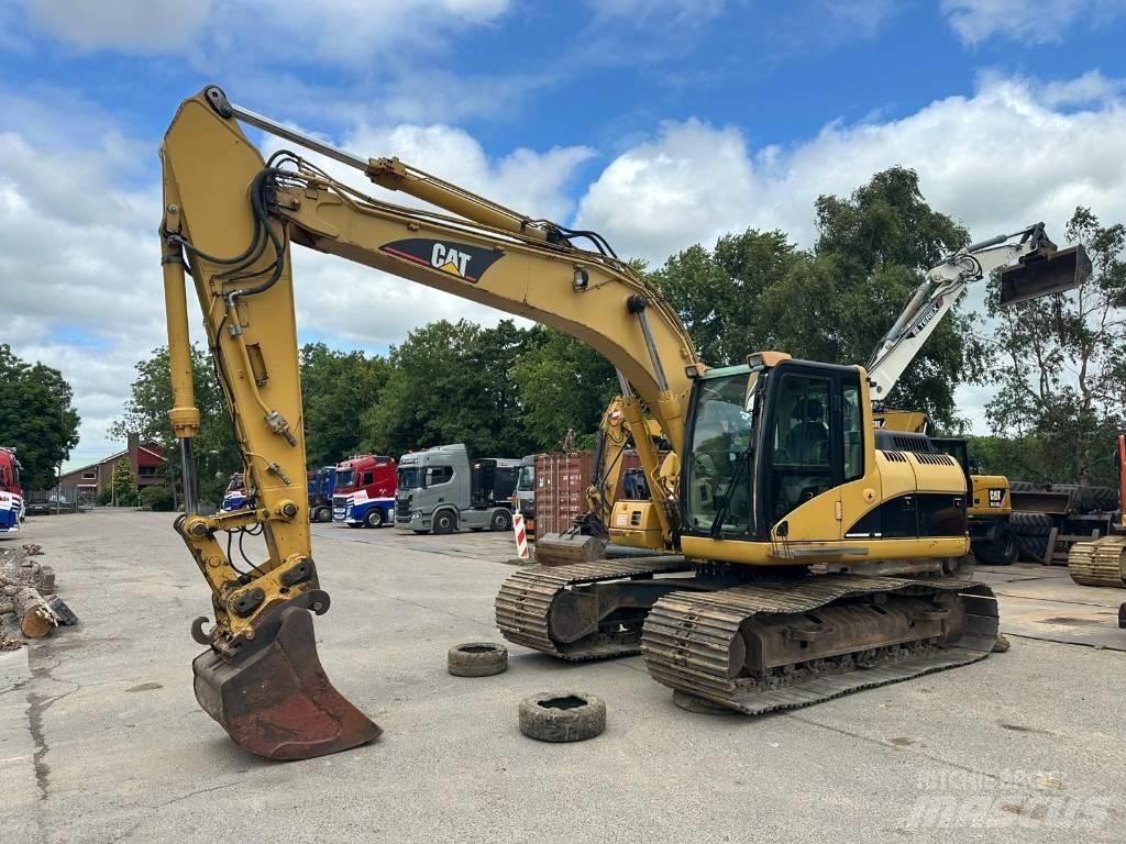 CAT 318 C L Pelle sur chenilles