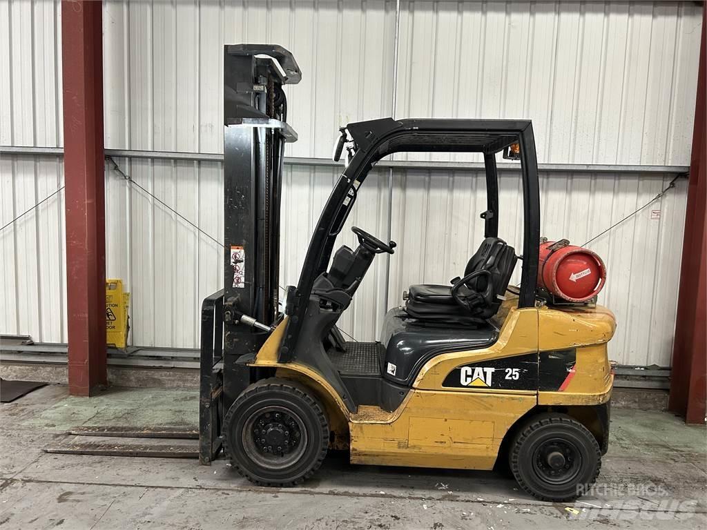 CAT GP25N Chariots GPL