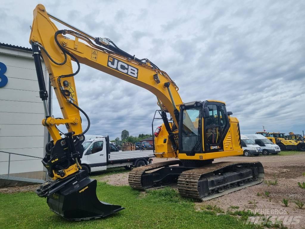 JCB 245 XR Pelle sur chenilles