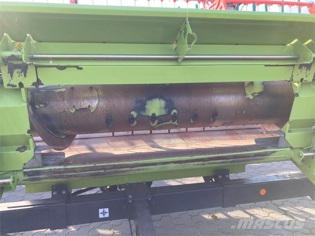 CLAAS Lexion 650 Moissonneuse batteuse
