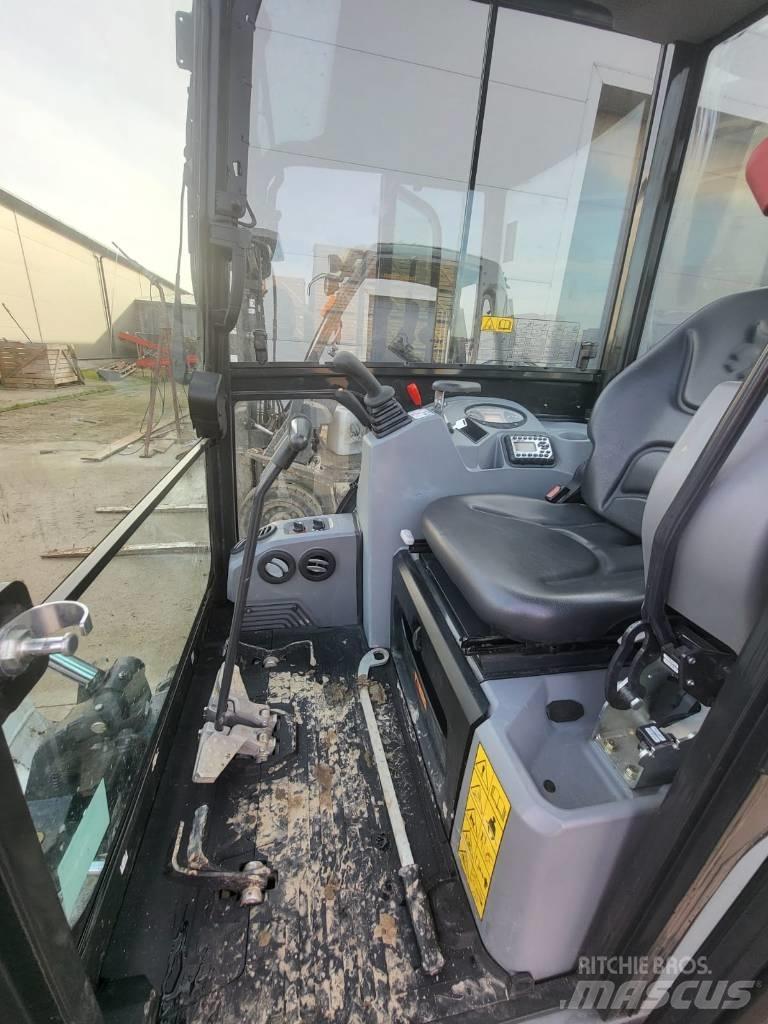 Bobcat E 19 Mini pelle < 7t
