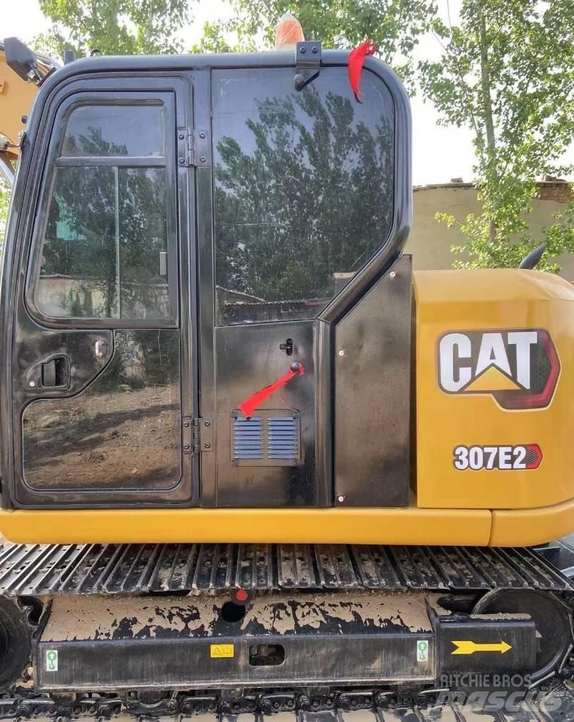 CAT 307 Pelle sur chenilles