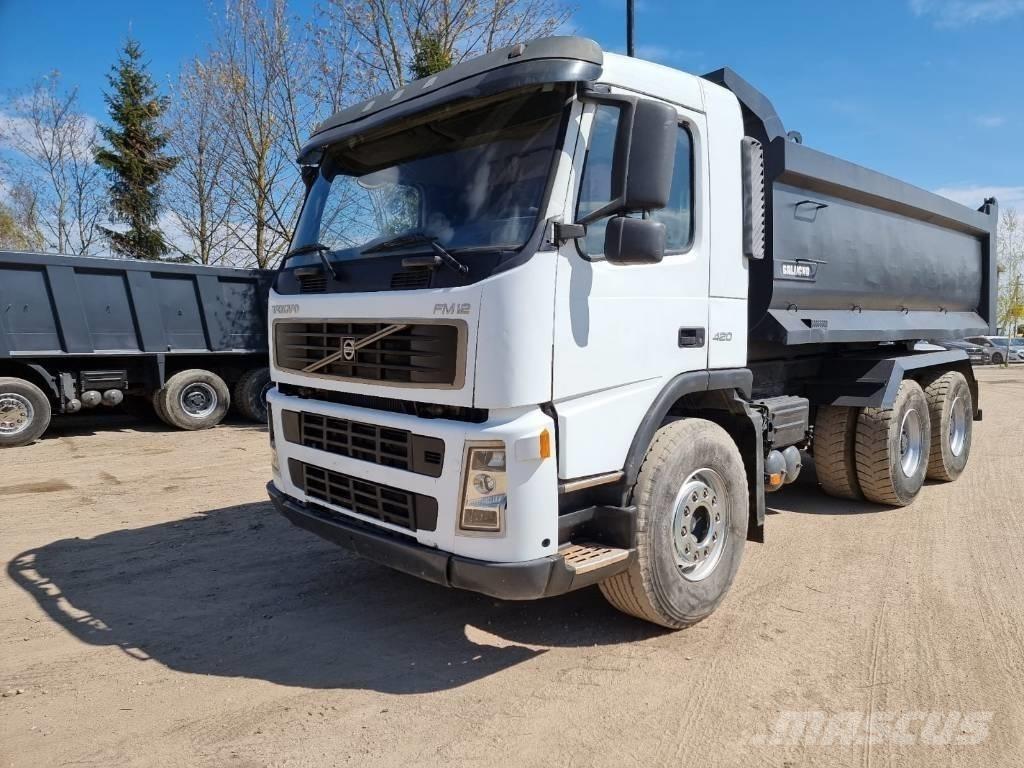 Volvo FM 420 6X4 Camion multibenne