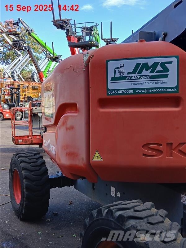 SkyJack SJ 63 AJ Nacelles articulées