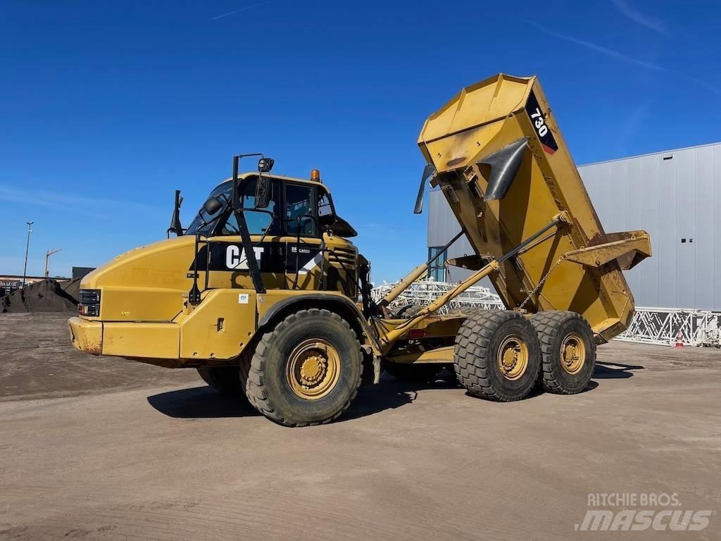 CAT 730 Tombereau articulé