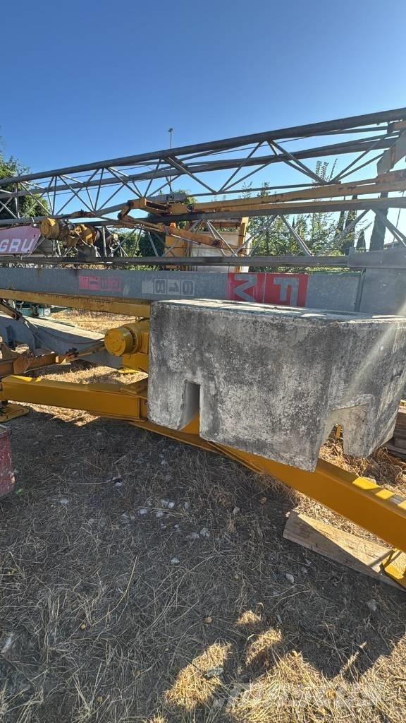 FMGRU FM RB6/18 Grue à montage rapide