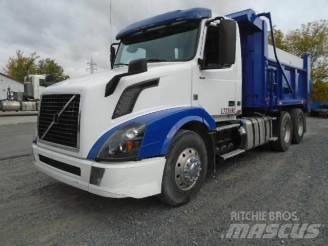 Volvo VNL Camion benne