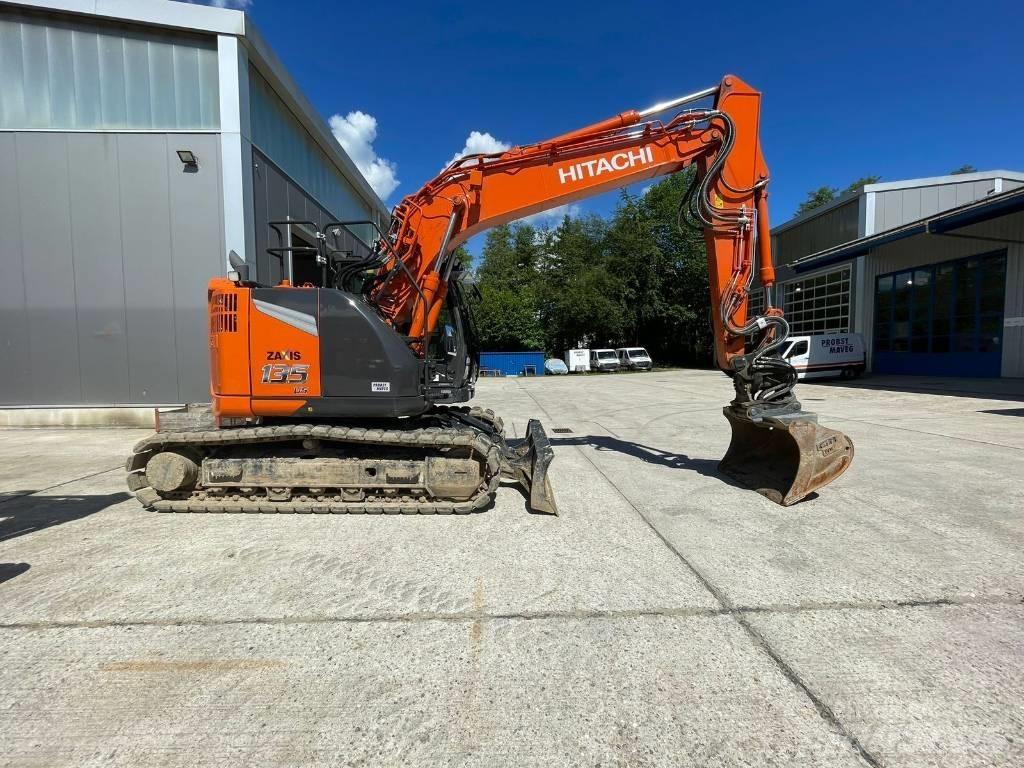 Hitachi ZX135US Pelle sur chenilles