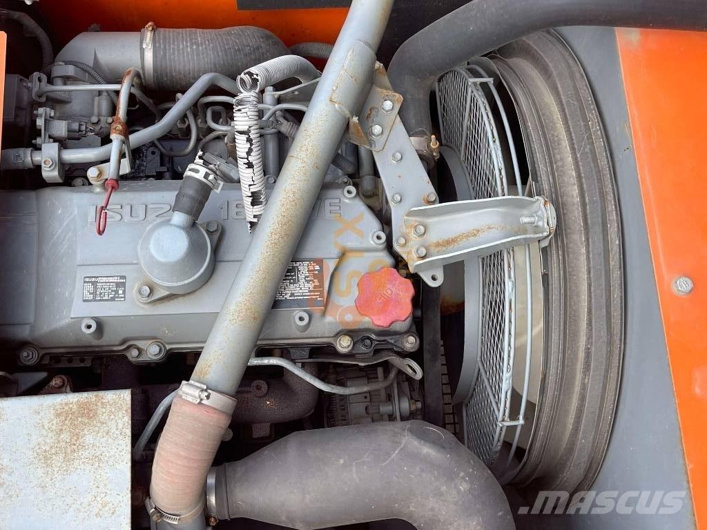 Hitachi ZX 240 Pelle sur chenilles