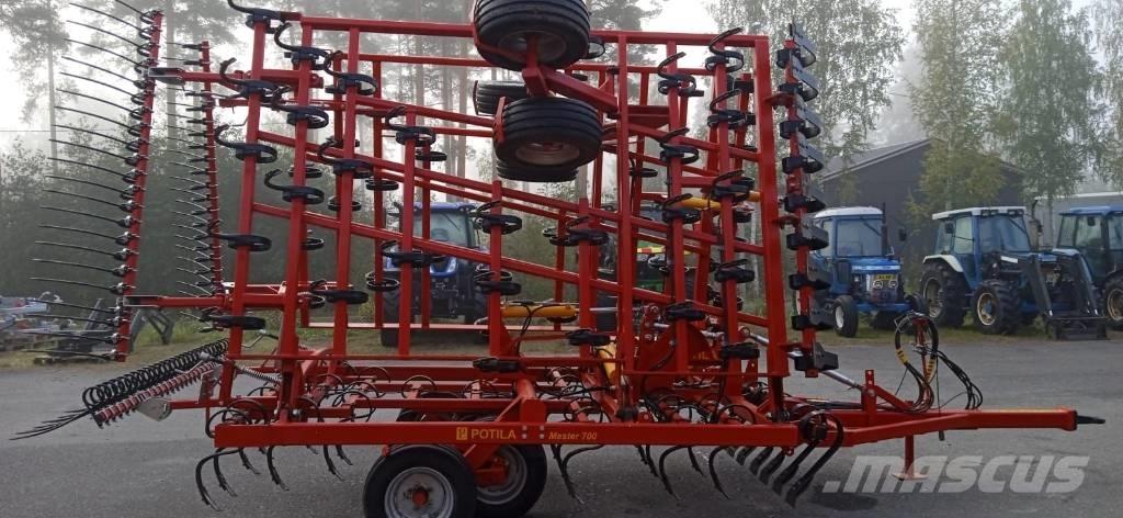 Potila Master 700 Herse