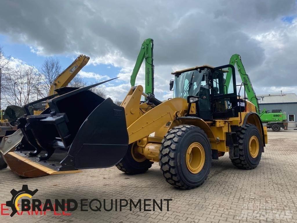 CAT 950M Chargeuse sur pneus
