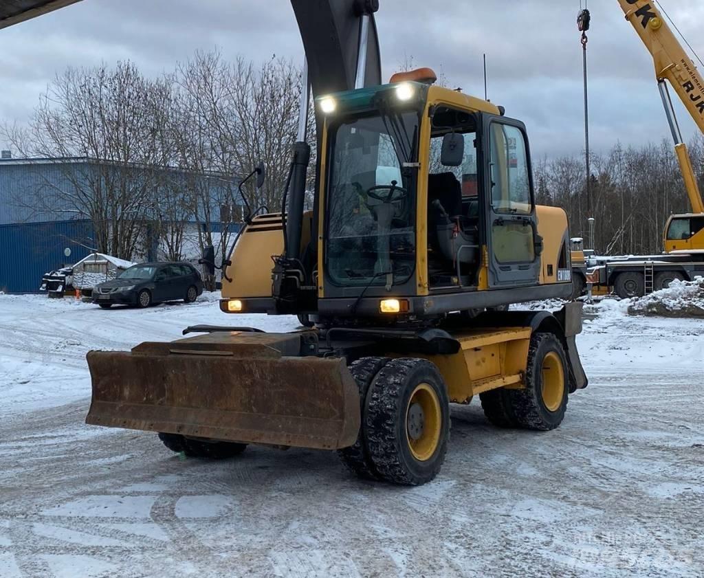 Volvo EW 180 B Pelle sur pneus