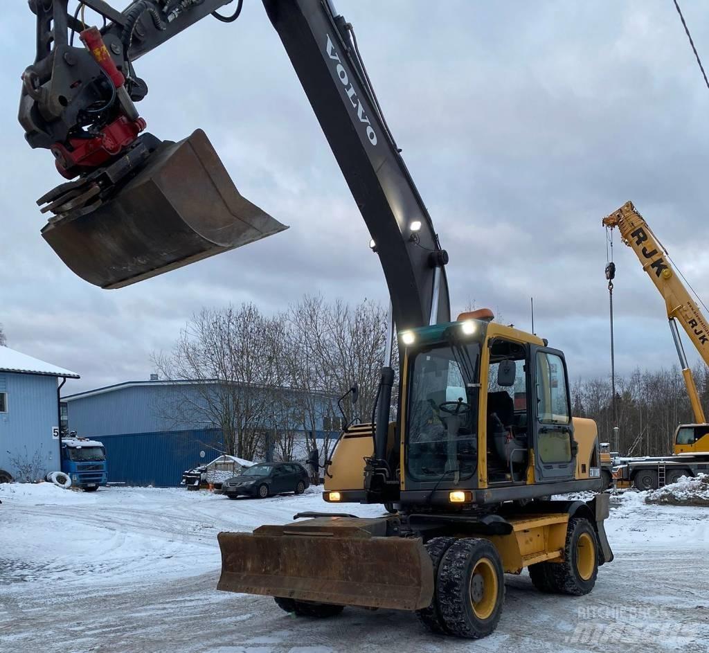 Volvo EW 180 B Pelle sur pneus