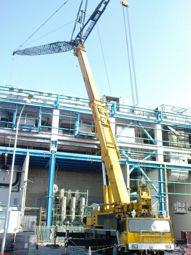 Liebherr LTM 1200 Grues tout terrain