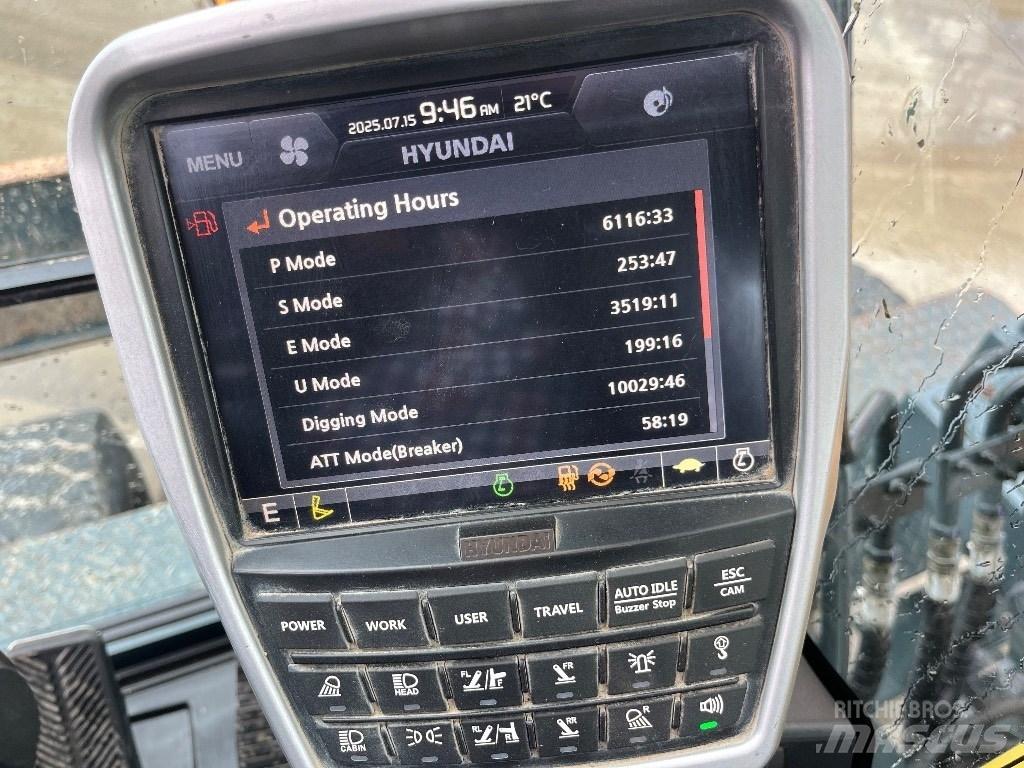 Hyundai HW140 Pelle sur pneus
