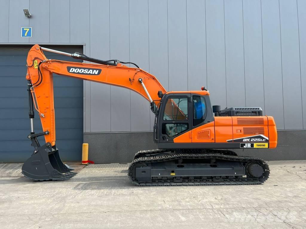 Doosan DX 225 LC-7M Pelle sur chenilles