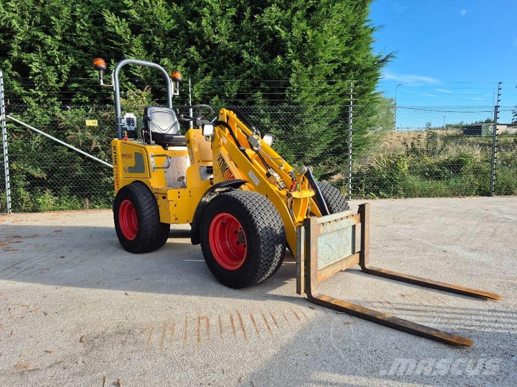 Knikmops KM 130 Chargeuse sur pneus