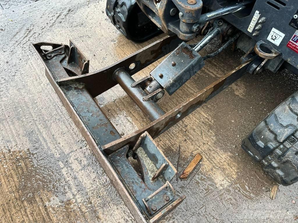 Bobcat E17z Mini pelle < 7t