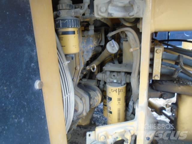 CAT CB 634 C Rouleaux tandem