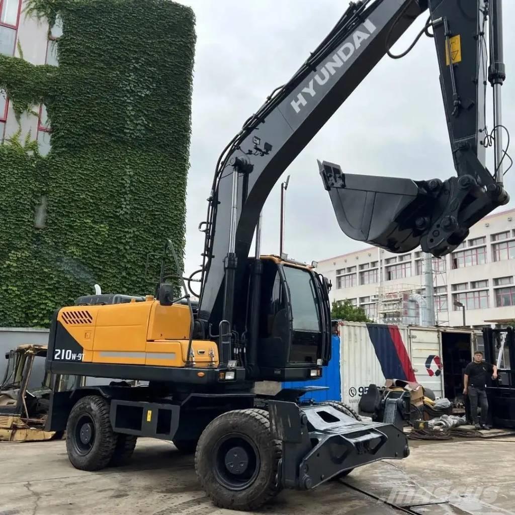 Hyundai R210W-9 Pelle sur pneus