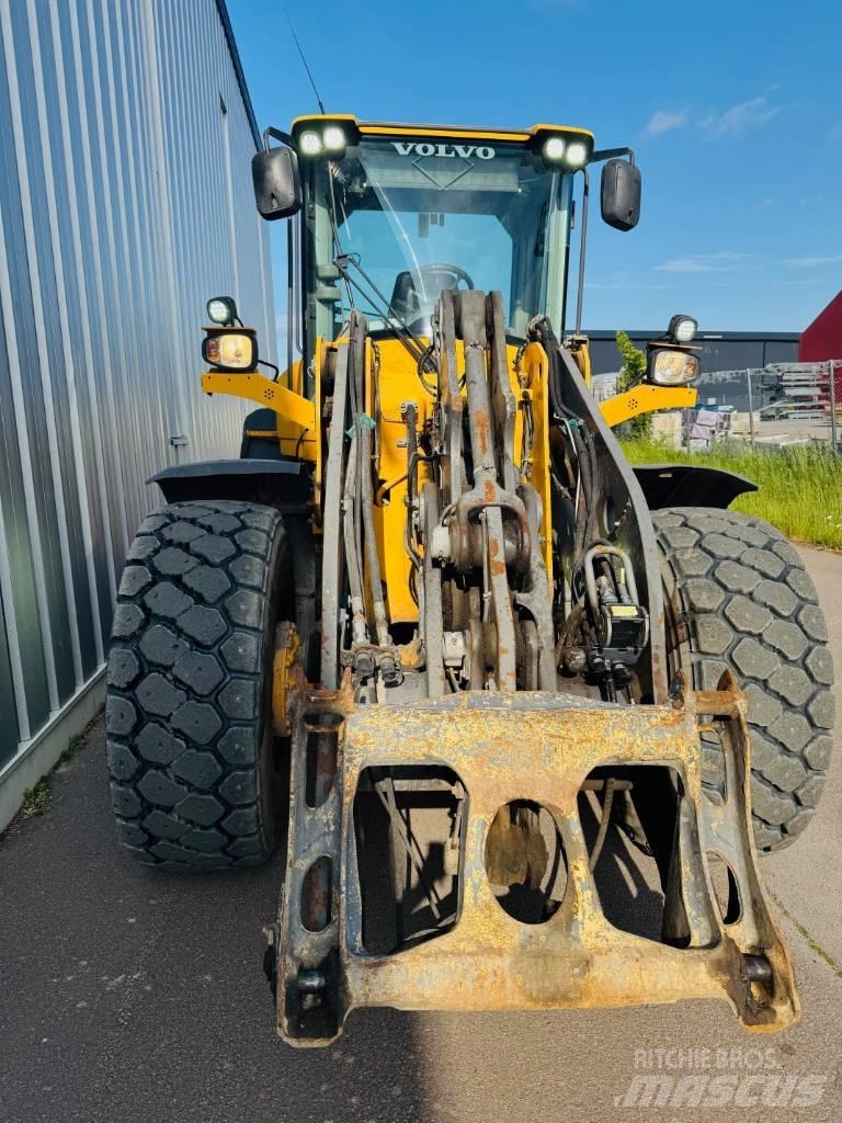 Volvo L 90 G Chargeuse sur pneus