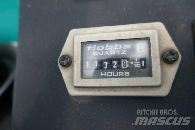 Yanmar C 12 R-B Tombereau sur chenilles