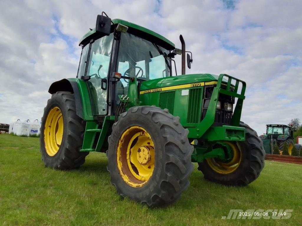 John Deere 6110 SE Tracteur