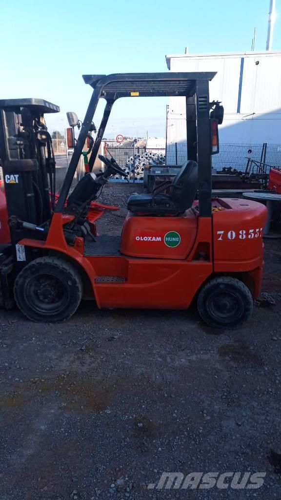 CAT CAT DP 20 K Chariots diesel