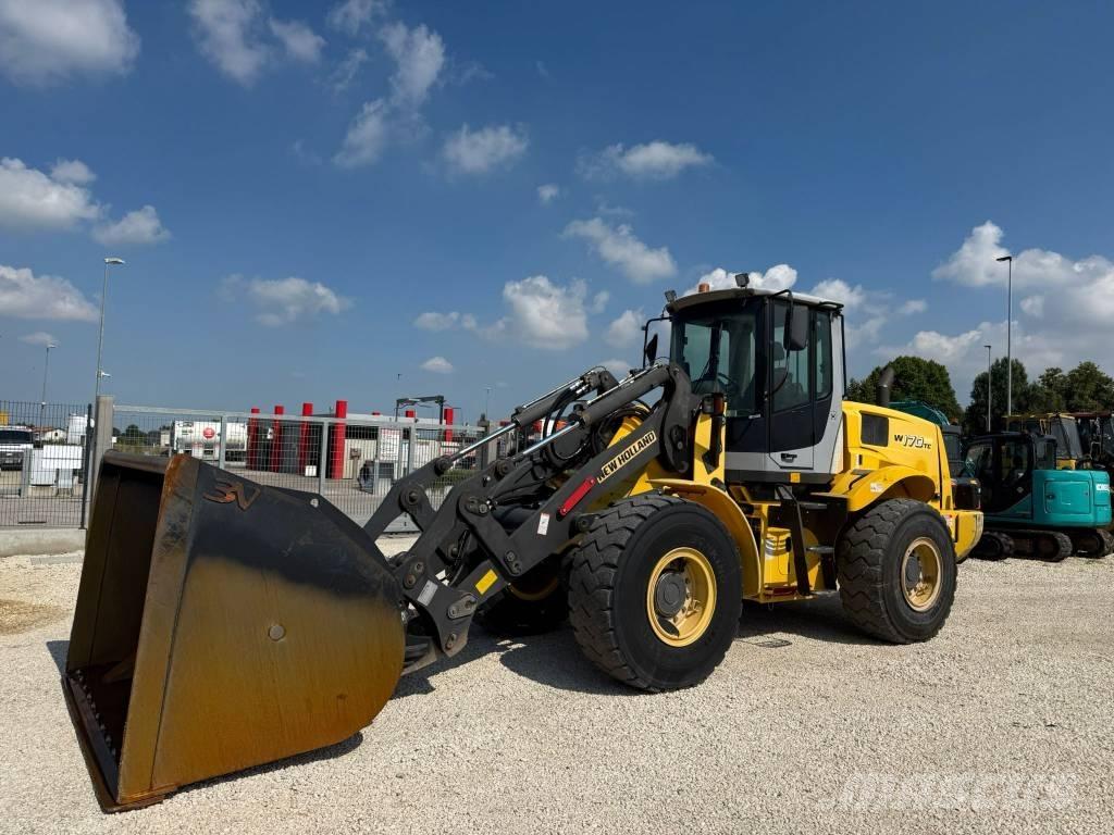 New Holland W 170 TC Chargeuse sur pneus