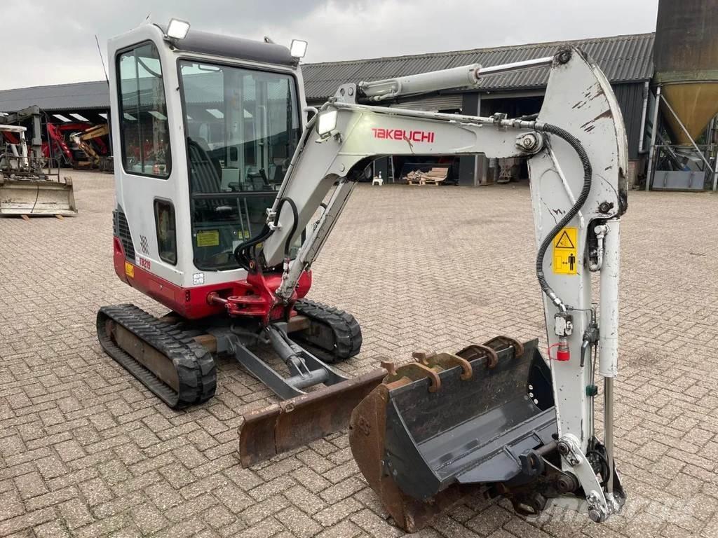 Takeuchi TB219 Mini pelle < 7t