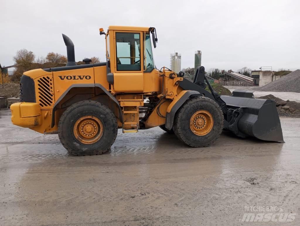 Volvo L 90 E Chargeuse sur pneus
