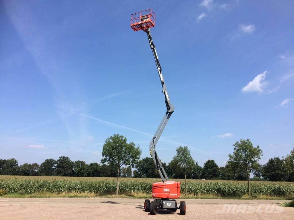 SkyJack SJ 46 AJ Nacelles articulées
