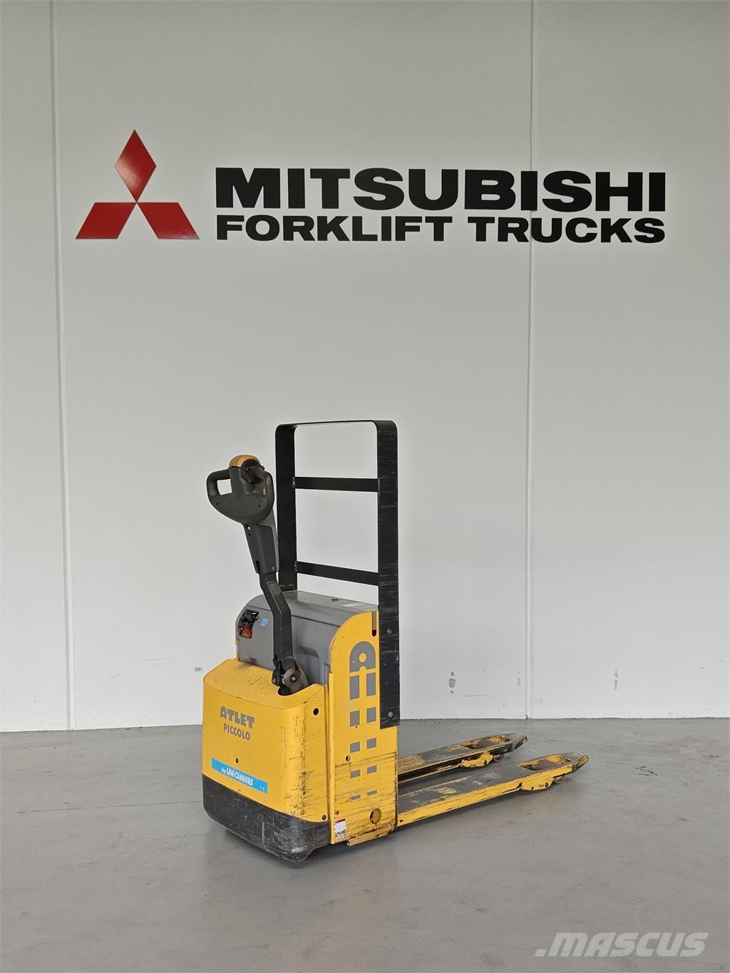 Atlet PLL180 Gerbeur accompagnant