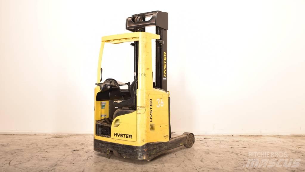 Hyster R 1.4 Chariot à mât rétractable
