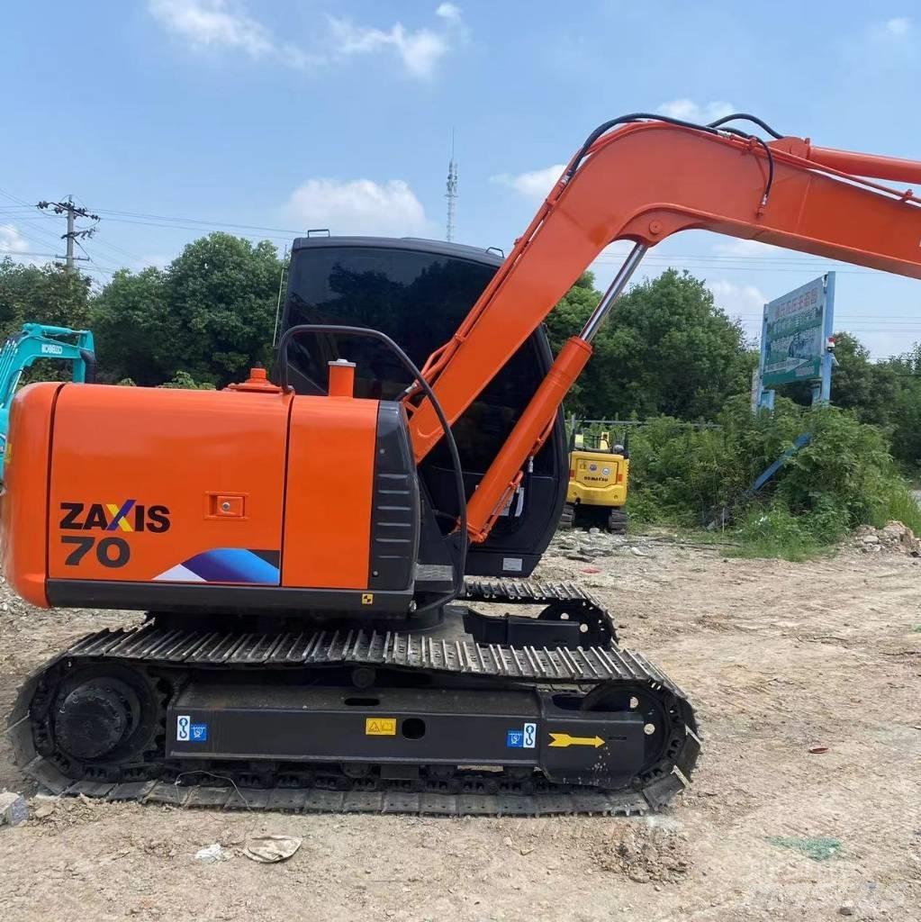 Hitachi ZX 70 Pelle sur chenilles