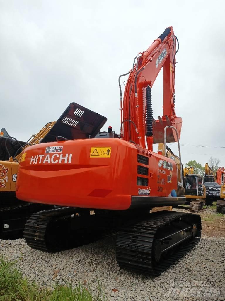 Hitachi ZX 200-3 Pelle sur chenilles