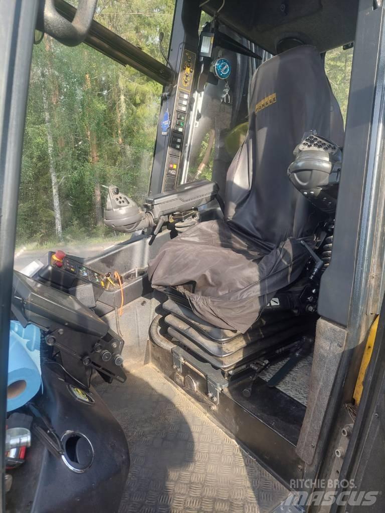 Ponsse SCORPION 8W Abatteuse